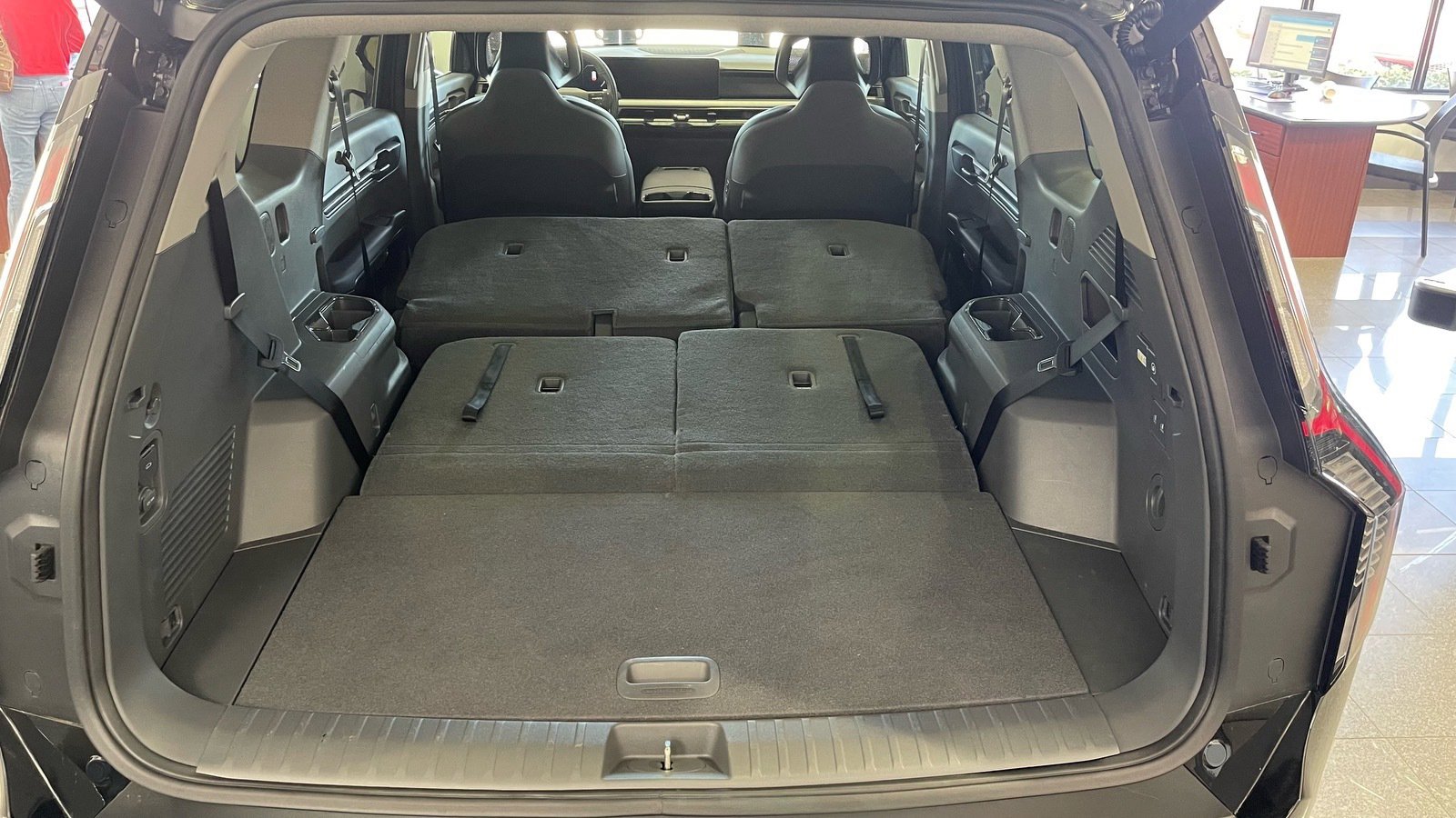 Used 2026 Kia EV9 Wind image 35