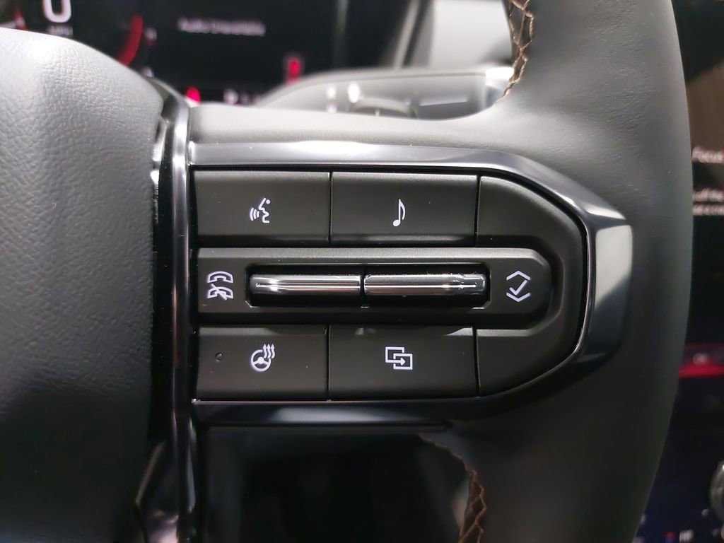 New 2026 GMC Terrain AT4 w/ Technology Package II image 18