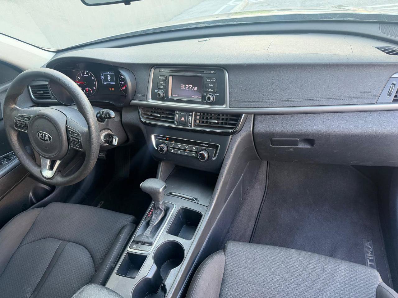 Used 2016 Kia Optima LX FWD image 24