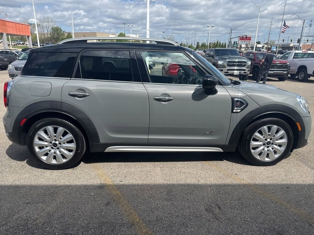 Used 2019 MINI Cooper Countryman S w/ Premium Package image 2