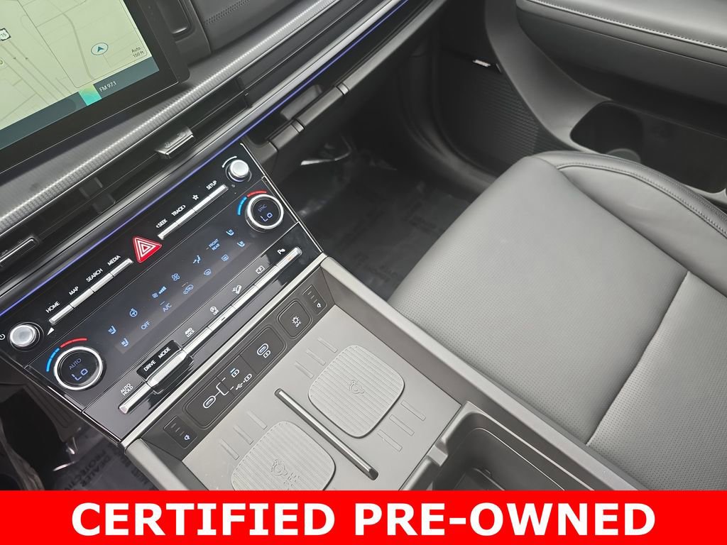 Used 2025 Hyundai Santa Fe Calligraphy image 27
