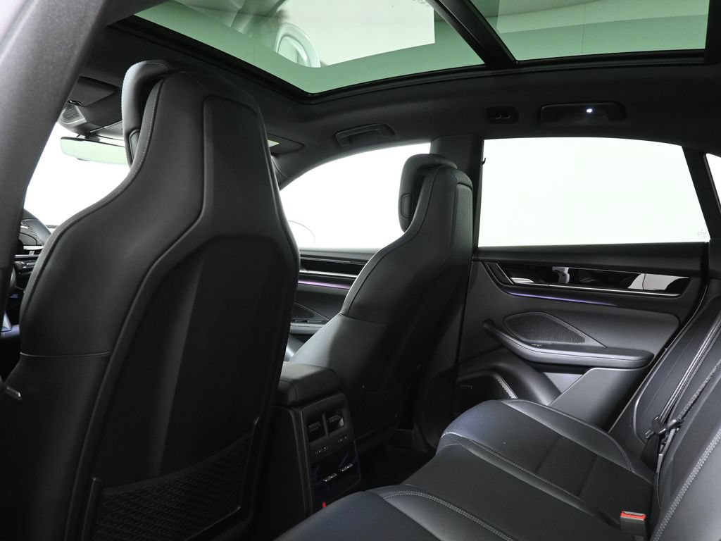 New 2026 Porsche Macan 4 Electric AWD/4WD image 34