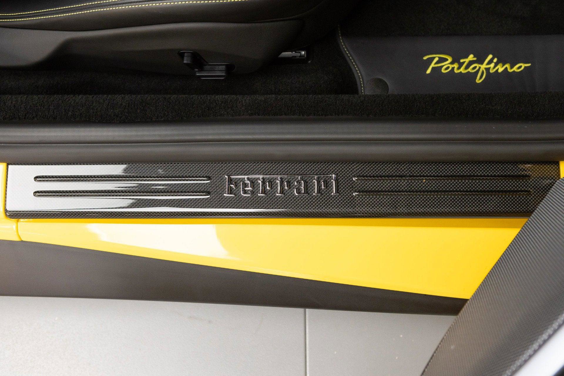Certified 2020 Ferrari Portofino RWD image 72
