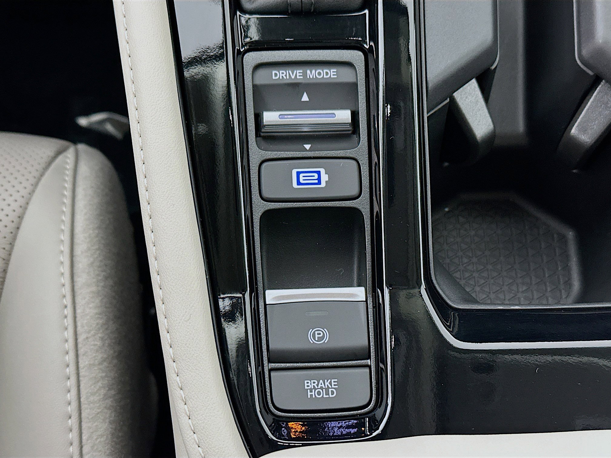 New 2025 Honda Accord Touring image 21