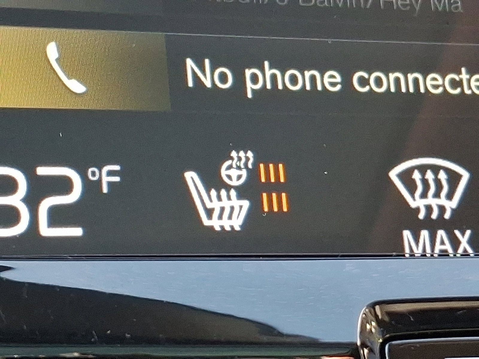 Used 2021 Volvo XC60 T5 Momentum w/ Premium Package image 27