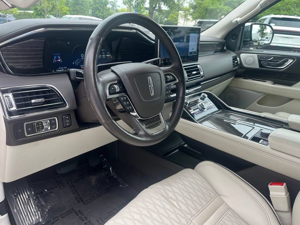 Used 2022 Lincoln Navigator L Black Label AWD/4WD image 28