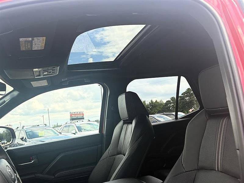 Used 2025 Toyota 4Runner Limited AWD/4WD image 16
