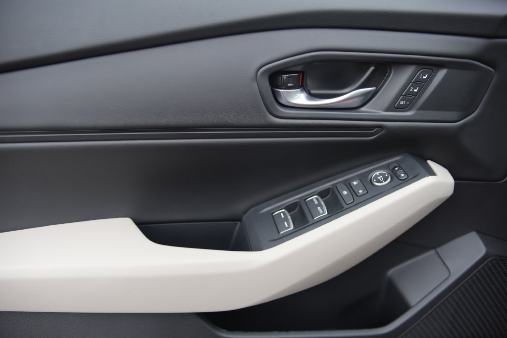 New 2026 Honda Accord EX-L image 10