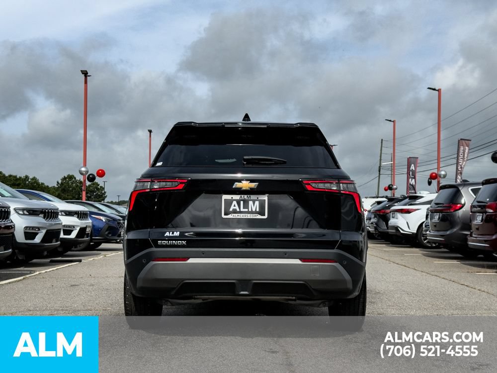 Used 2026 Chevrolet Equinox LT w/ Convenience Package II FWD image 5