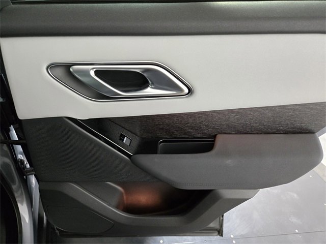 Used 2025 Land Rover Range Rover Velar Dynamic SE image 22
