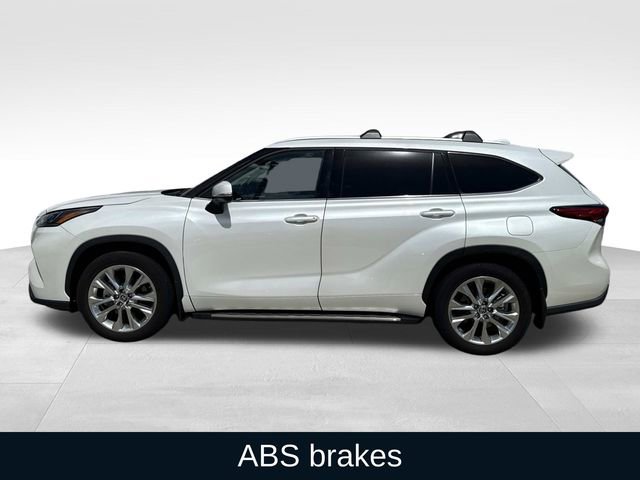 Used 2023 Toyota Highlander Limited image 6