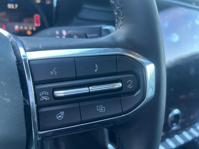 Used 2025 GMC Acadia Elevation AWD/4WD image 20