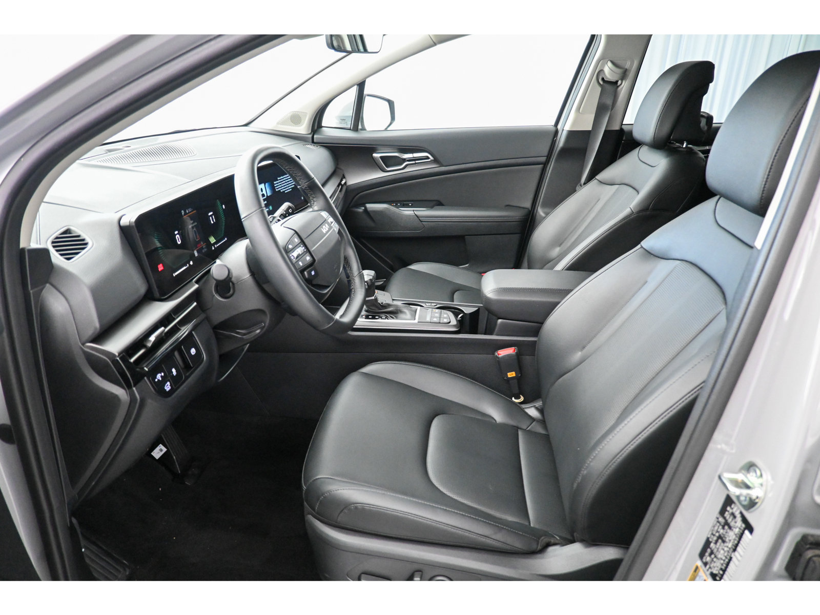 Used 2026 Kia Sportage EX w/ EX Panorama Roof Package FWD image 18