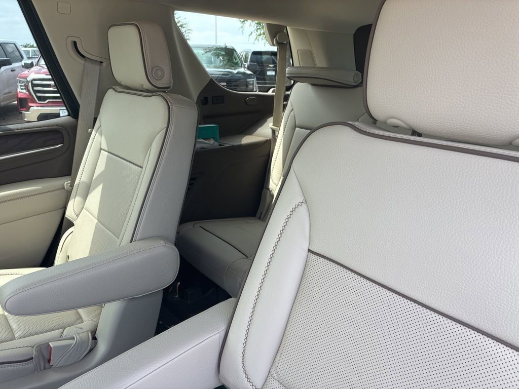 Used 2021 GMC Yukon Denali image 6