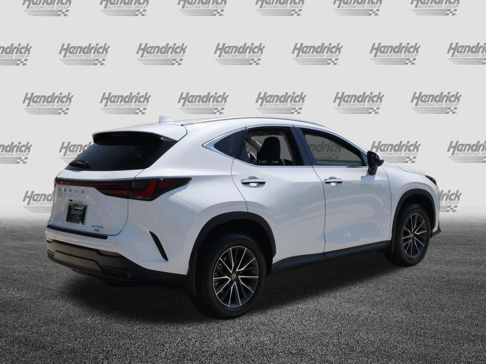 Used 2026 Lexus NX 350h AWD w/ Accessory Package (2T) image 9