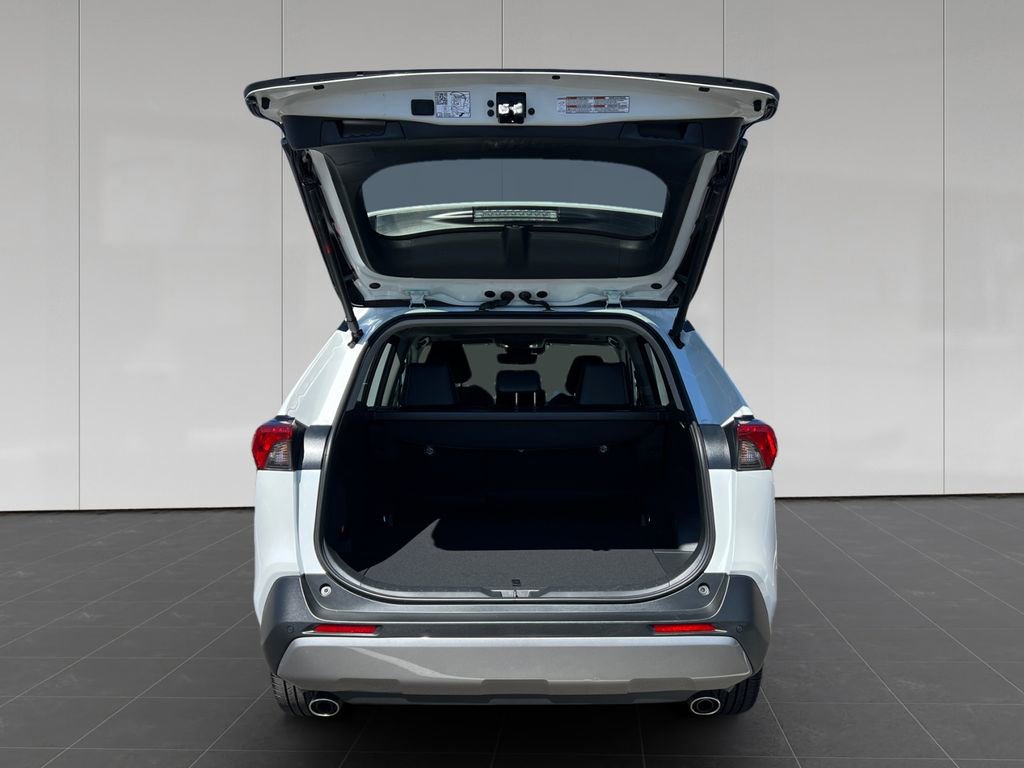 Used 2025 Toyota RAV4 Limited w/ Advanced Technology Package image 19