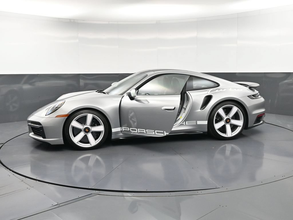 Certified 2025 Porsche 911 Turbo AWD/4WD image 39