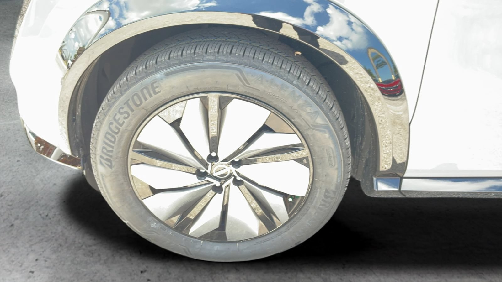 Certified 2025 Nissan Ariya FWD image 49