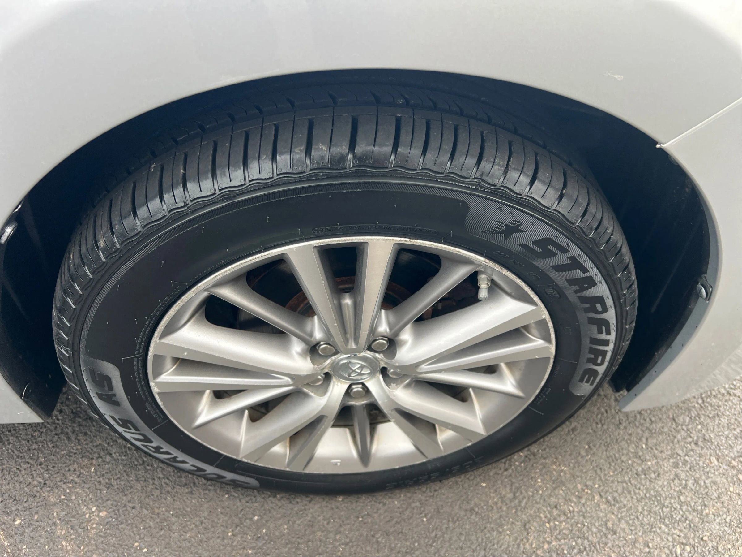 Used 2015 Toyota Corolla LE image 22