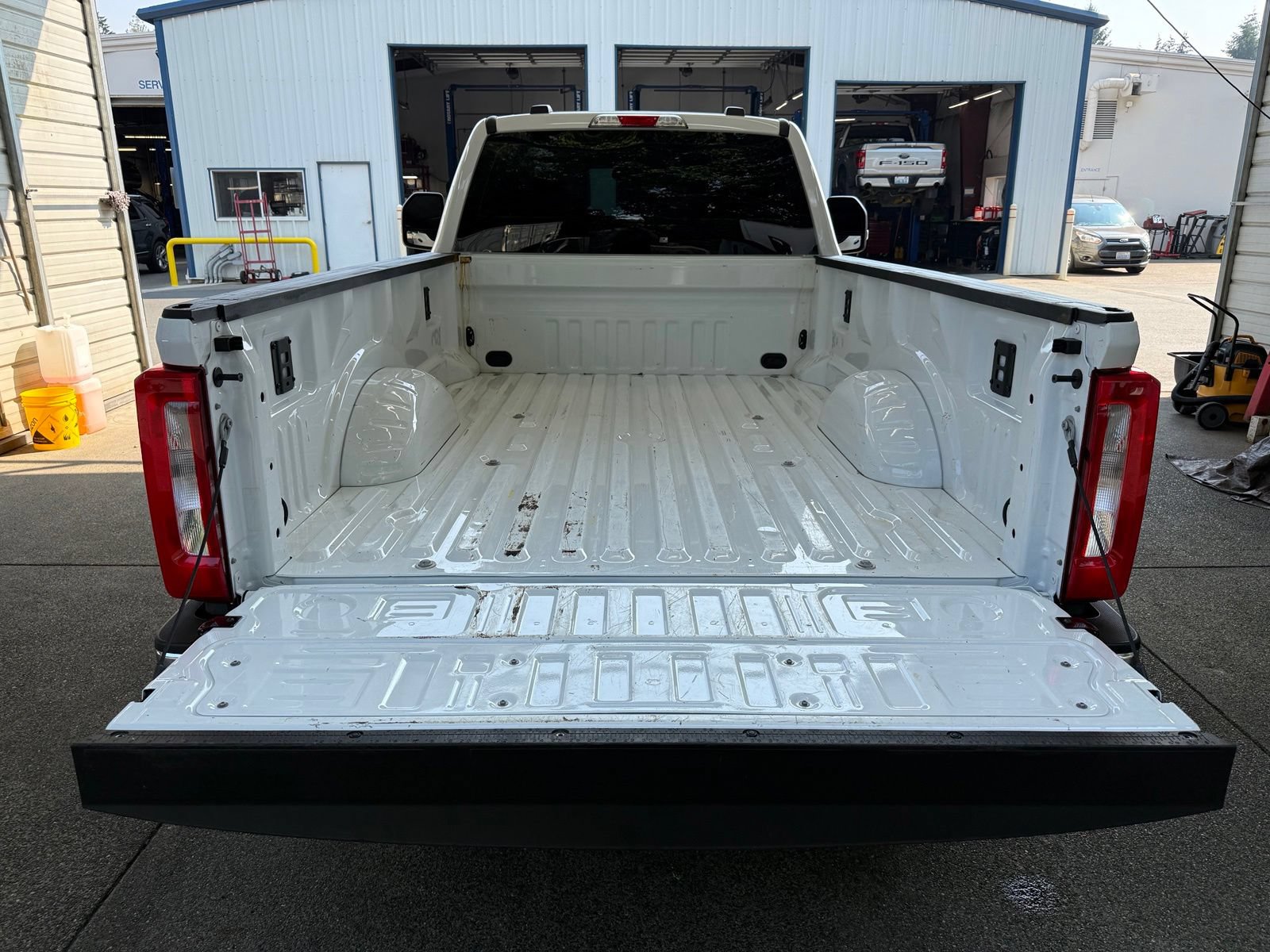 Used 2025 Ford F250 XL w/ XL Chrome Package RWD image 7