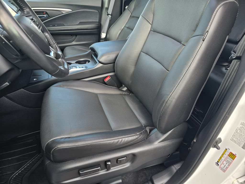 Used 2025 Honda Ridgeline RTL image 19