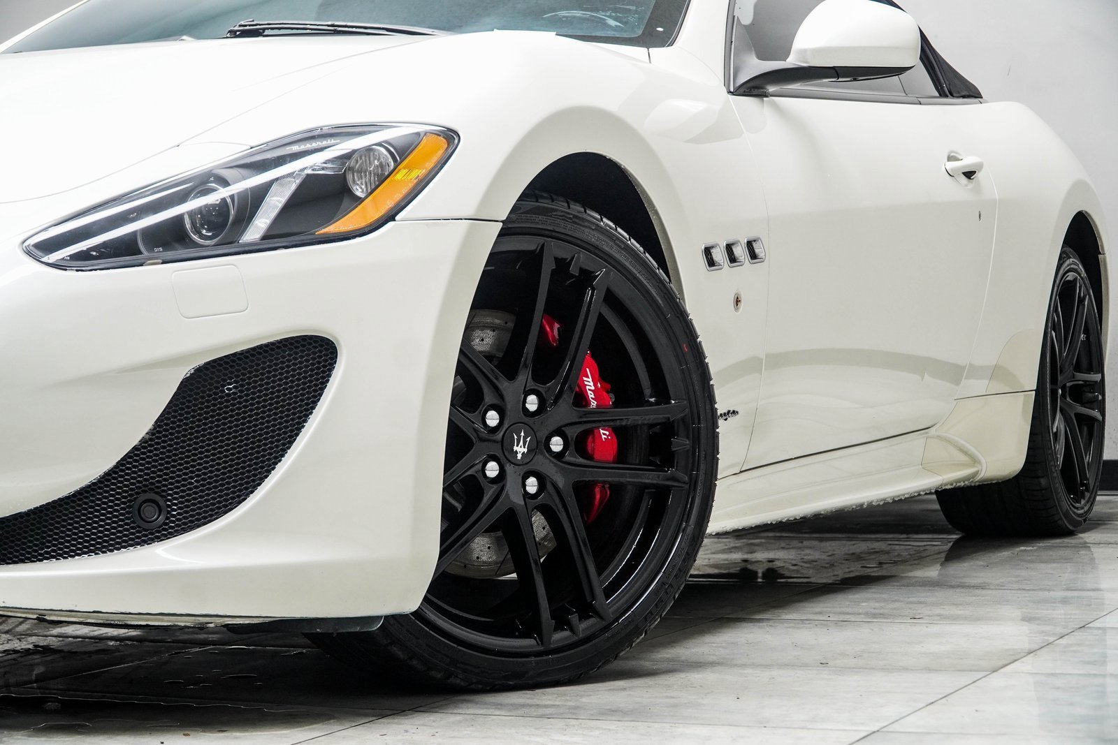 Used 2017 Maserati GranTurismo Sport image 6
