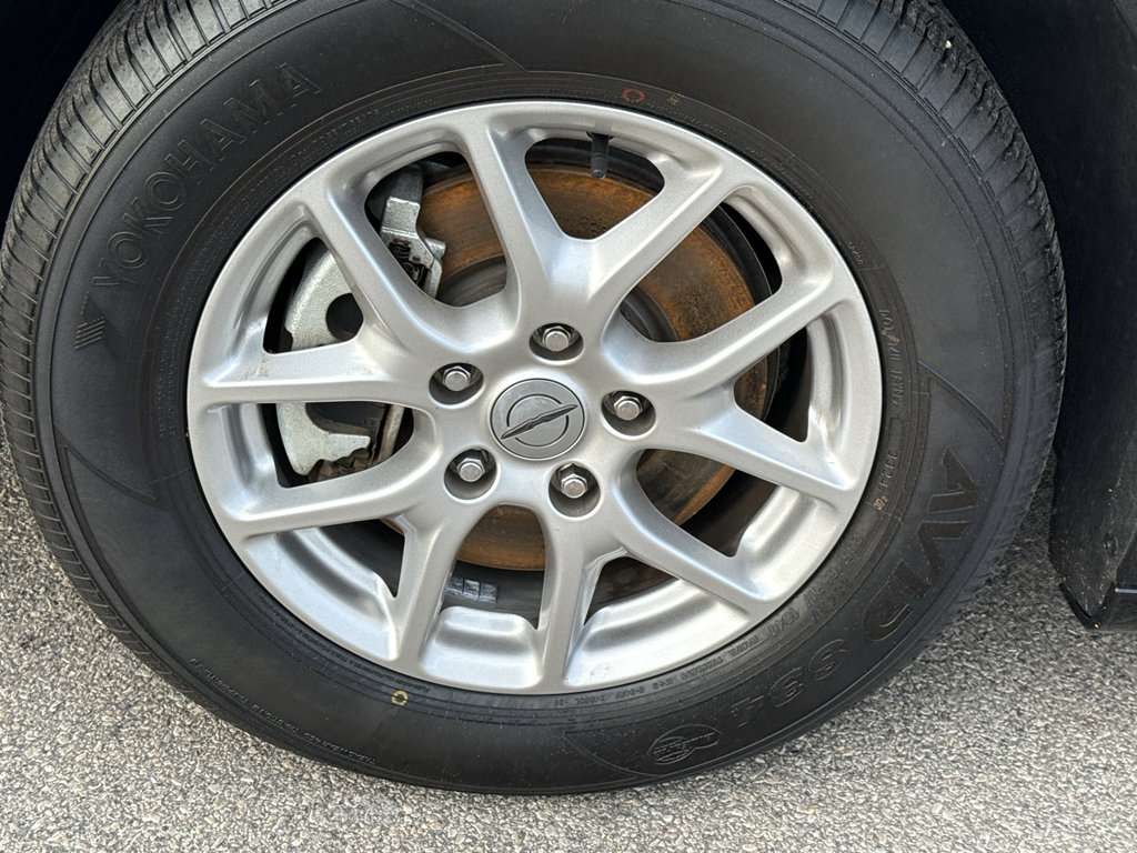 Used 2024 Chrysler Pacifica Touring-L image 8