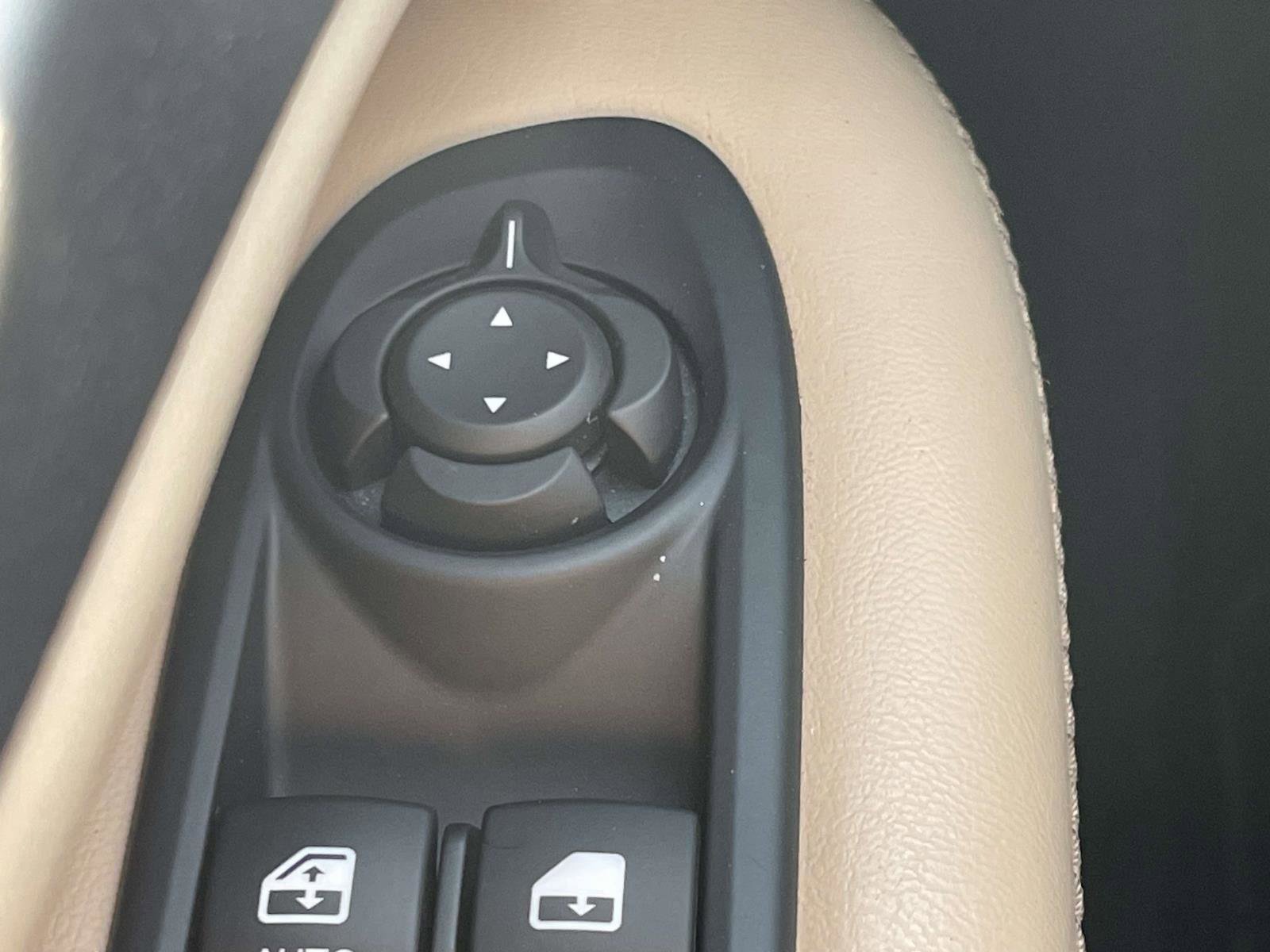 Used 2019 Jeep Compass Sport image 31