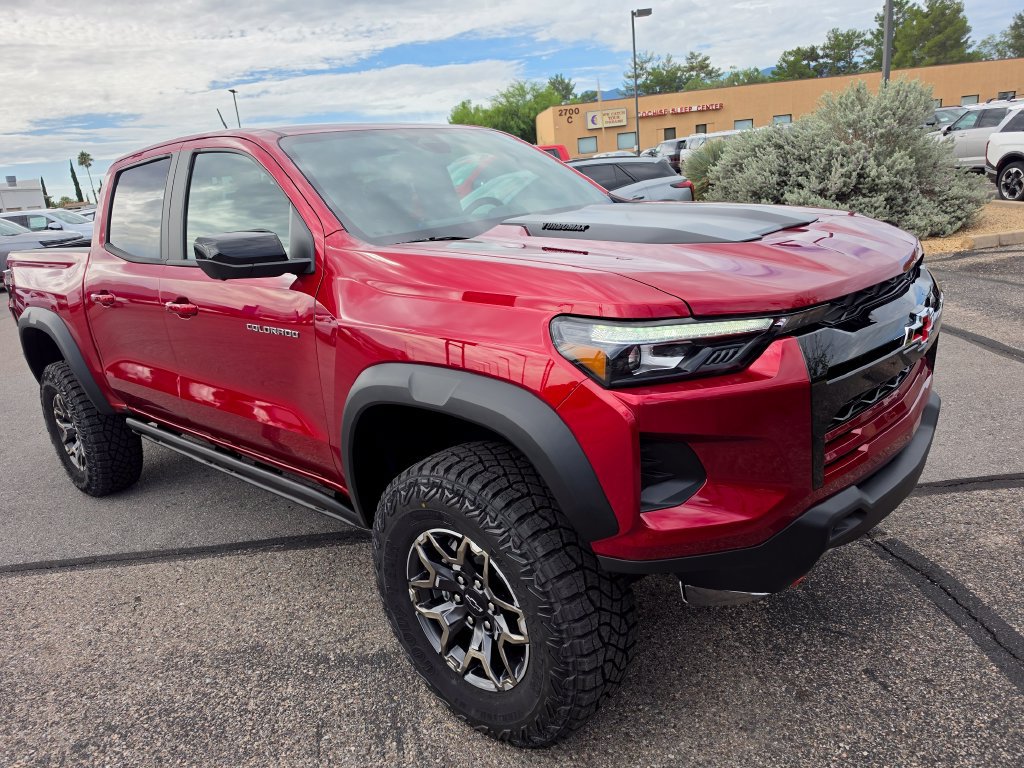 New 2026 Chevrolet Colorado ZR2 w/ Technology Package AWD/4WD image 7