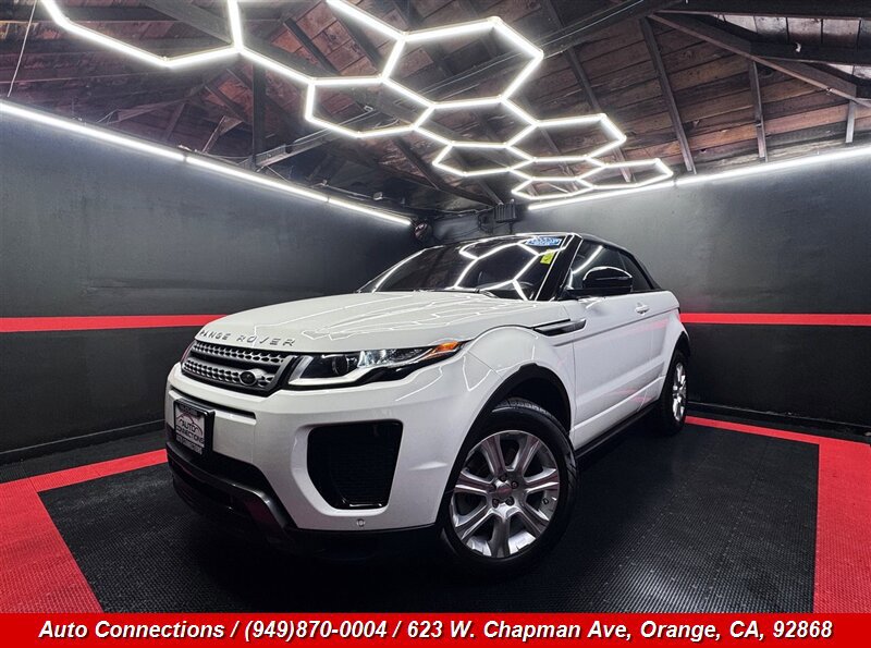 Used 2018 Land Rover Range Rover Evoque SE Dynamic AWD/4WD image 4