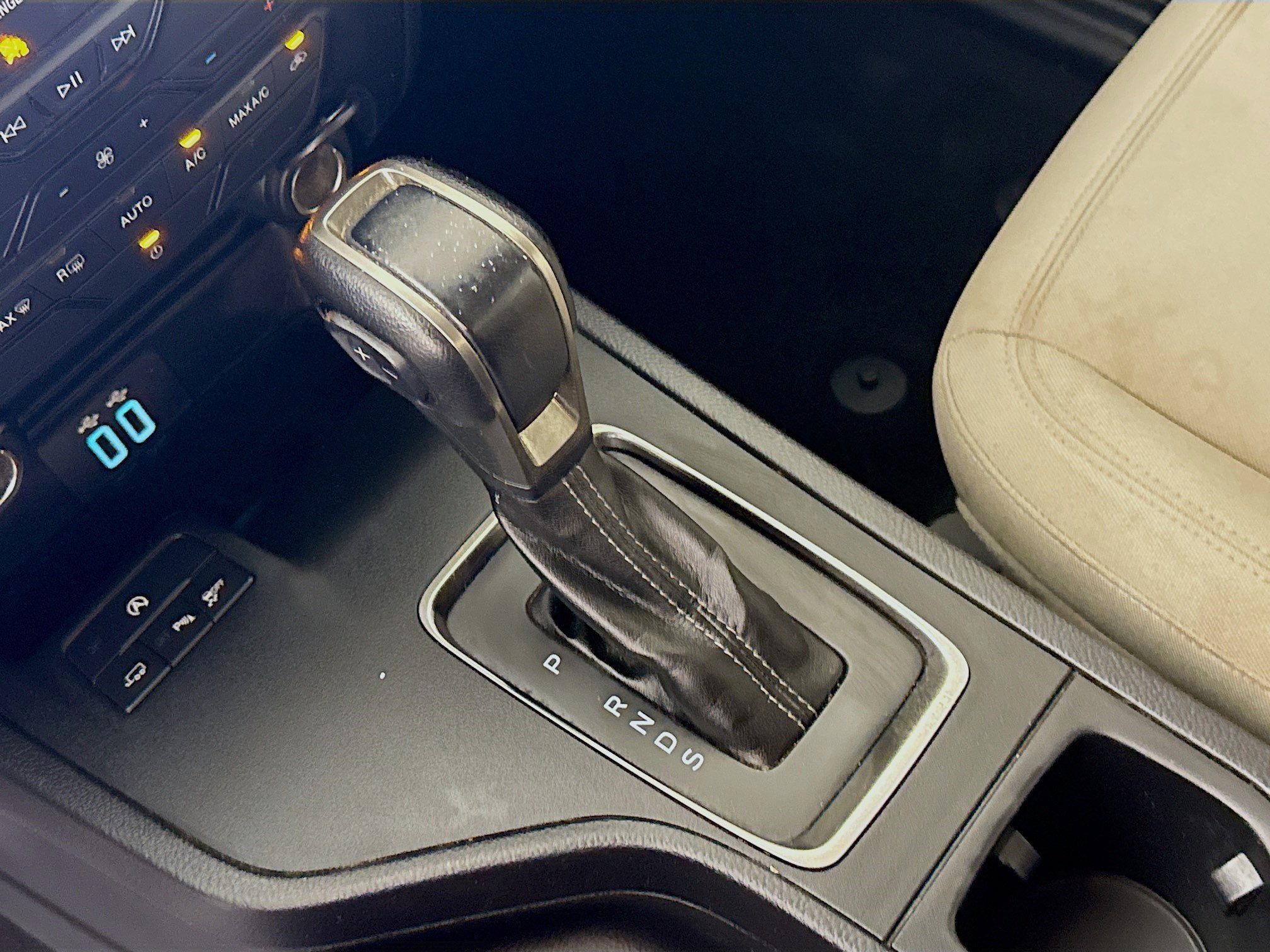 Used 2019 Ford Ranger XLT w/ Equipment Group 301A Mid image 20