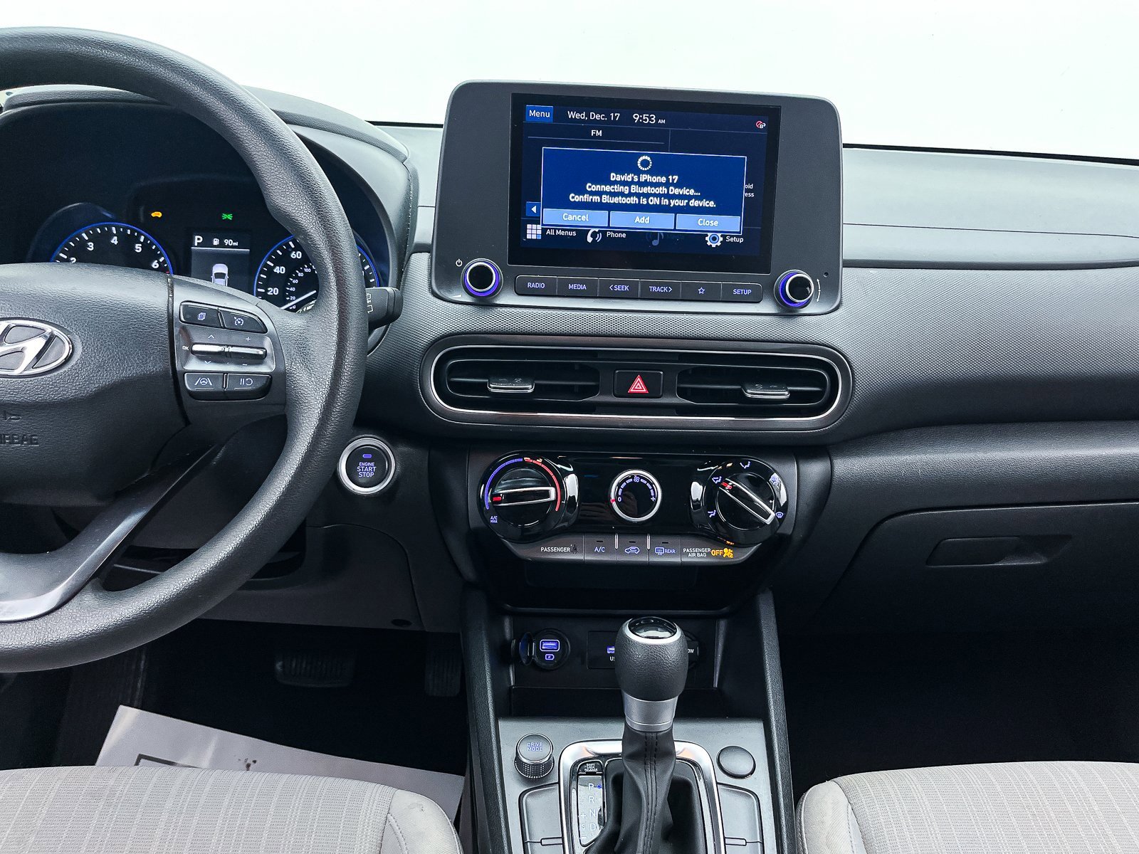 Used 2023 Hyundai Kona SEL image 5