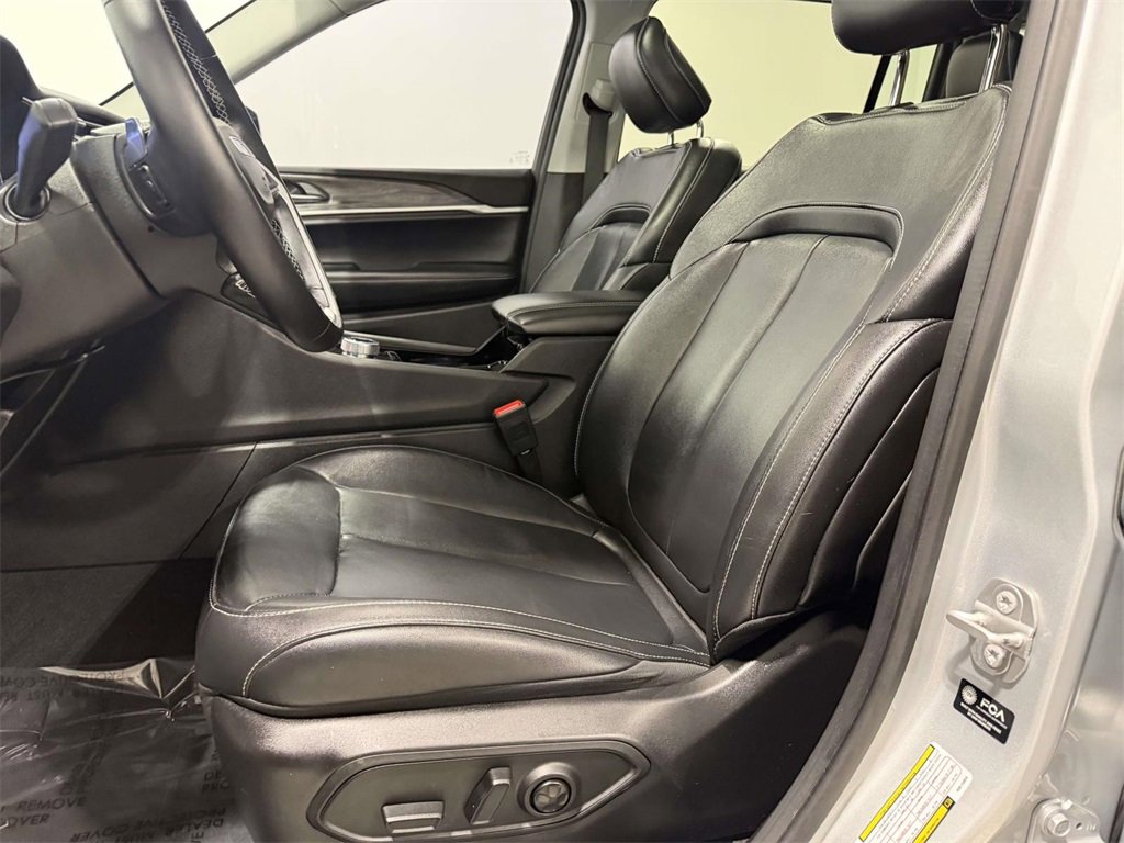 Certified 2022 Jeep Grand Cherokee L Limited image 16