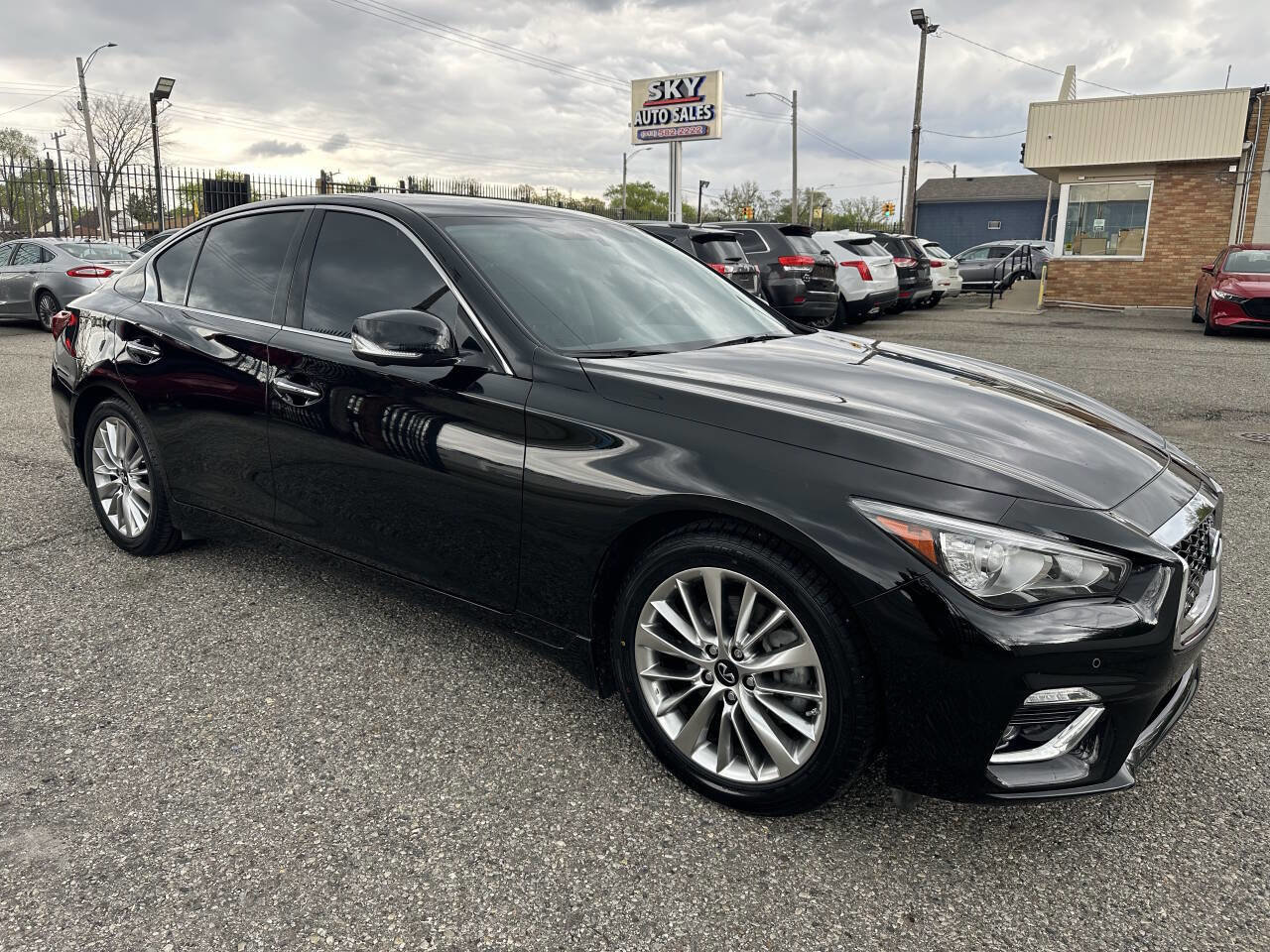 Used 2021 INFINITI Q50 Luxe w/ Seat & Sound Package AWD/4WD image 1