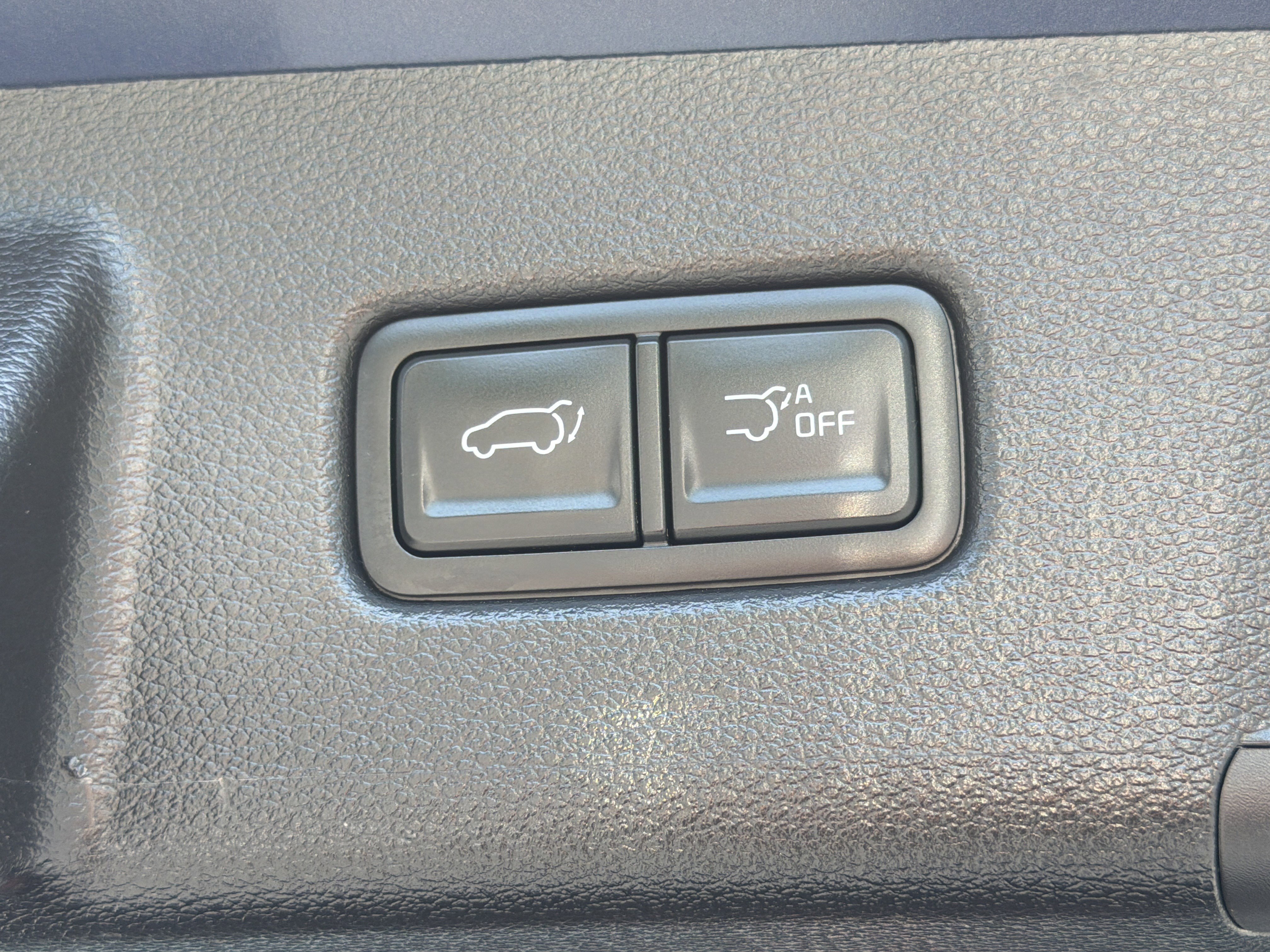 Used 2024 Kia Telluride EX X-Line AWD/4WD image 17