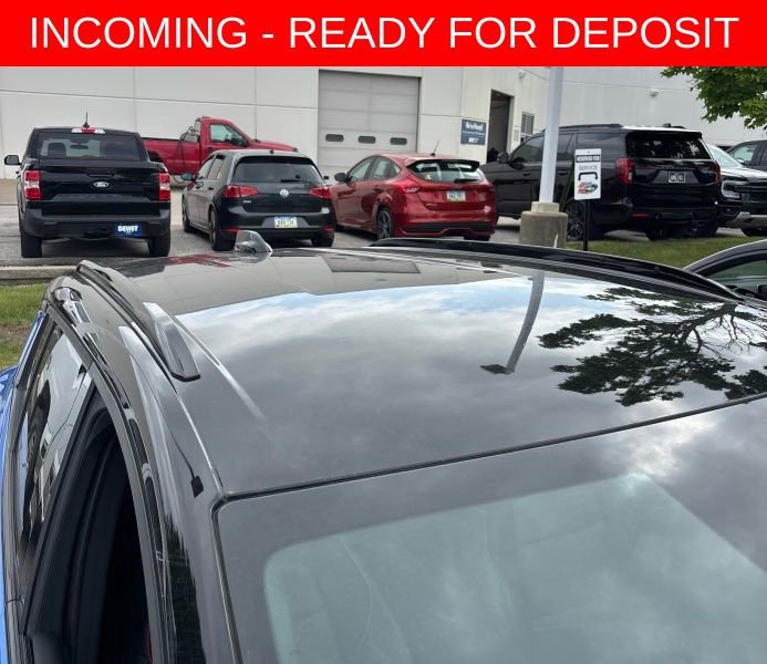 Used 2024 Chevrolet Equinox EV RS FWD image 4