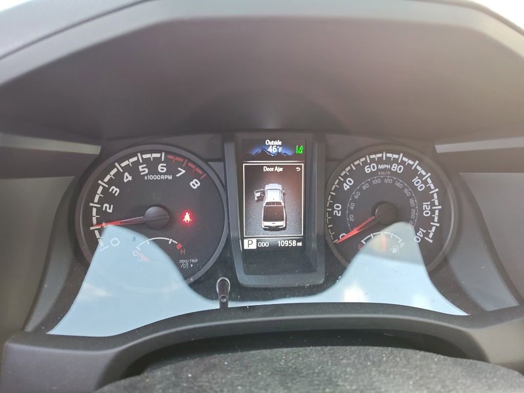Used 2023 Toyota Tacoma SR AWD/4WD image 7