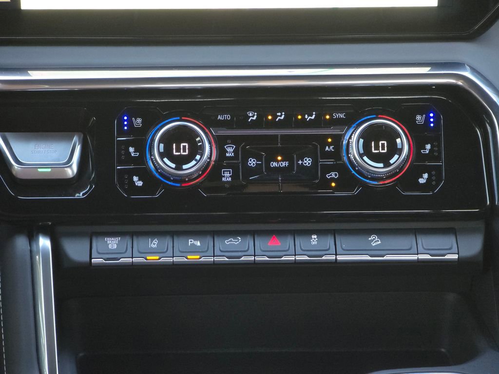 Used 2025 GMC Sierra 2500 Denali Ultimate image 35