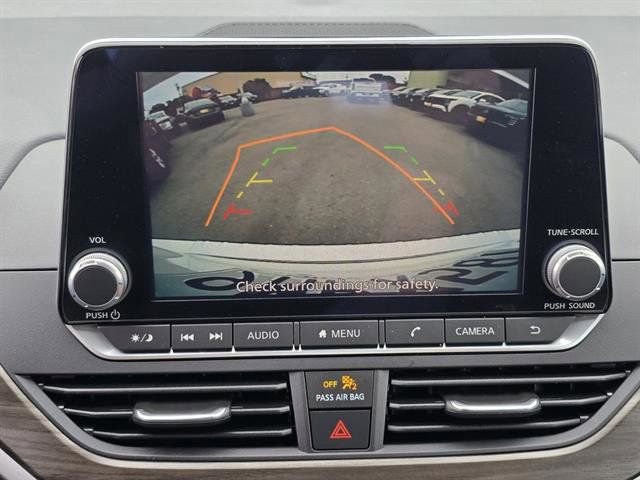 Used 2023 Nissan Altima 2.5 SV FWD image 5