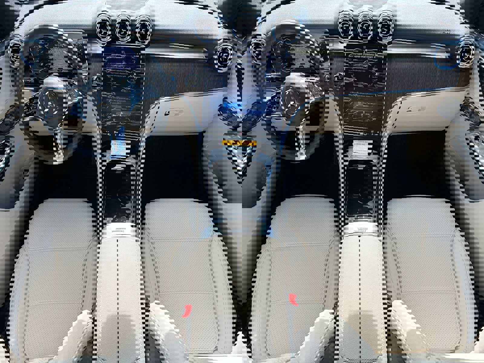 Used 2026 Mercedes-Benz GLC 350e 4MATIC image 18