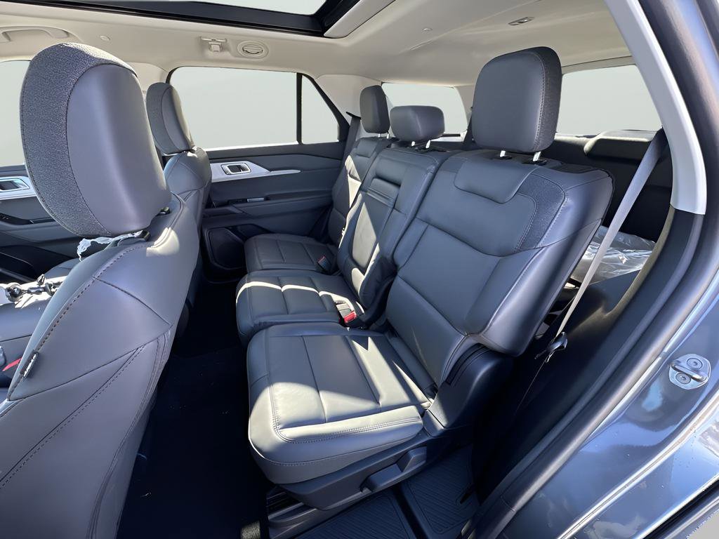 New 2026 Ford Explorer Active w/ Active Comfort Package AWD/4WD image 25