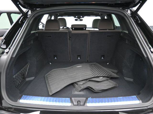 Certified 2025 Audi Q5 Premium w/ Convenience Package image 31
