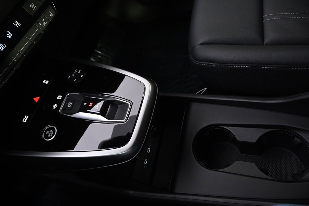 Used 2022 Audi Q4 e-tron Premium w/ Convenience Package image 32