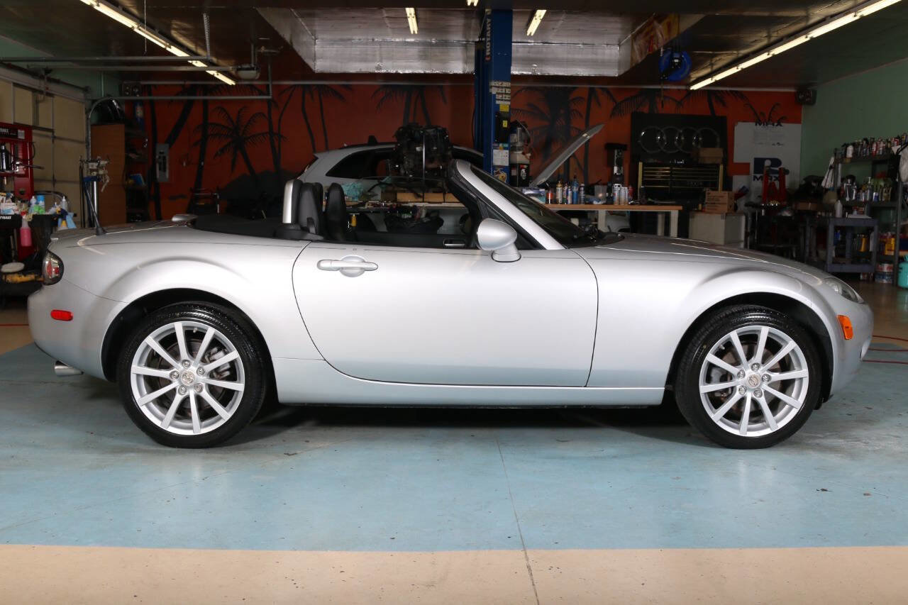 Used 2008 MAZDA MX-5 Miata Grand Touring