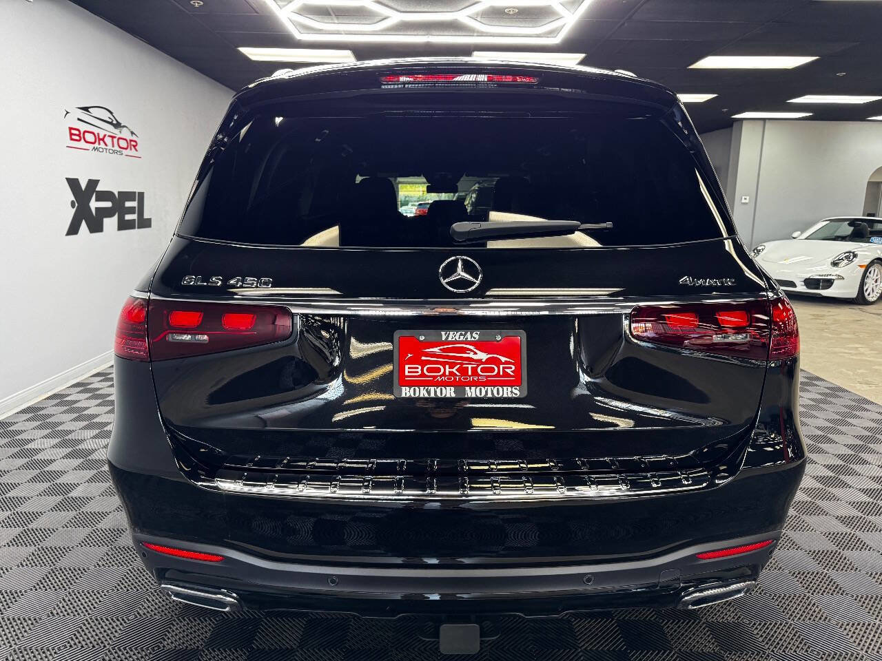 Used 2025 Mercedes-Benz GLS 450 4MATIC image 10