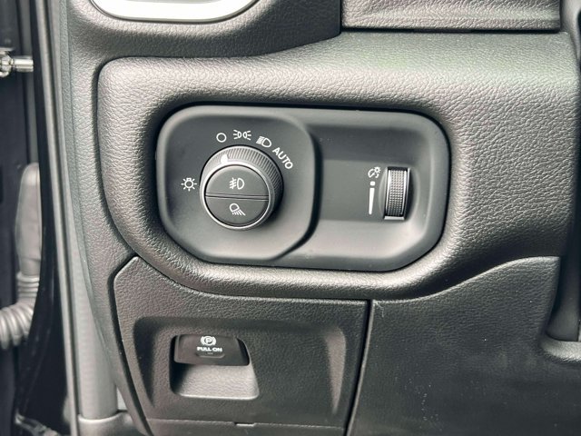 Used 2025 RAM 1500 Big Horn AWD/4WD image 18