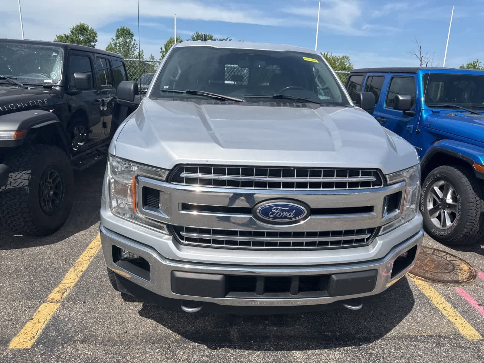 Used 2019 Ford F150 XLT w/ Equipment Group 302A Luxury AWD/4WD image 4