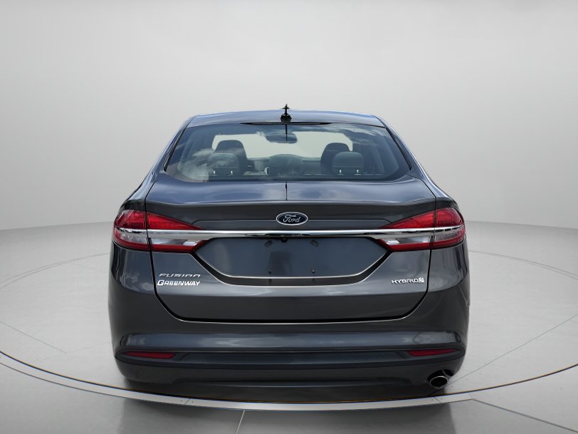 Used 2018 Ford Fusion S FWD image 4