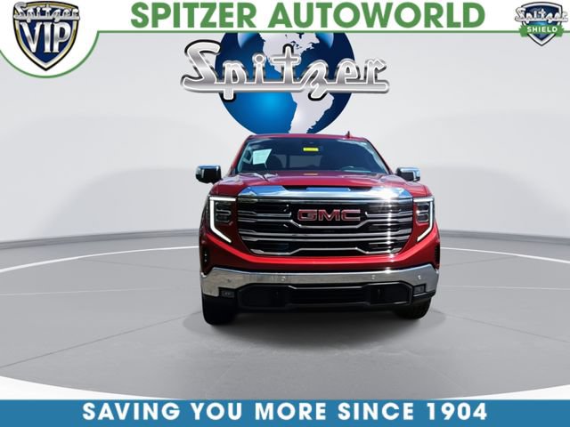 Used 2024 GMC Sierra 1500 SLT w/ SLT Premium Plus Package AWD/4WD image 3