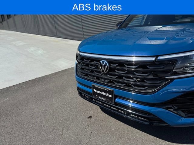 Used 2025 Volkswagen Atlas Cross Sport SEL R-Line AWD/4WD image 44